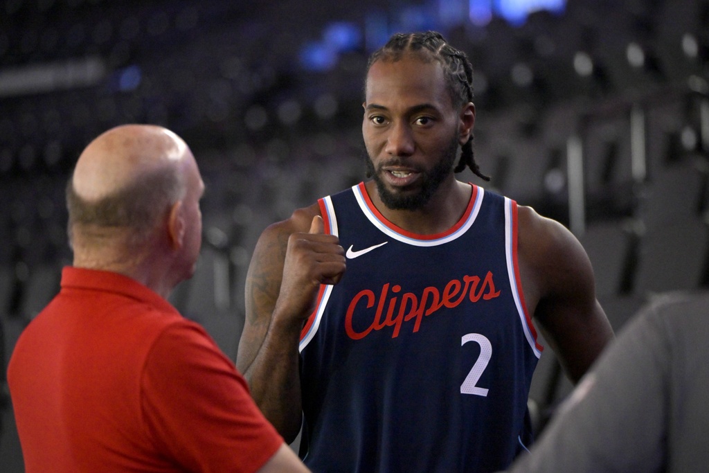 美记：NBA需设立部门掌管球员代言合同 或者明文规定球队负责此事
